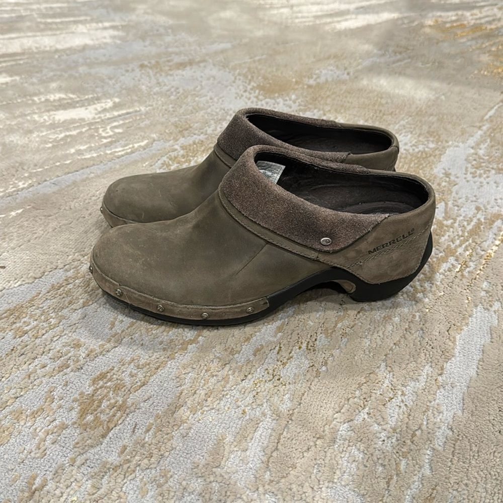 Merrell Luxe Wrap‎ Gray Leather Slip on Mules size 8 in GUC